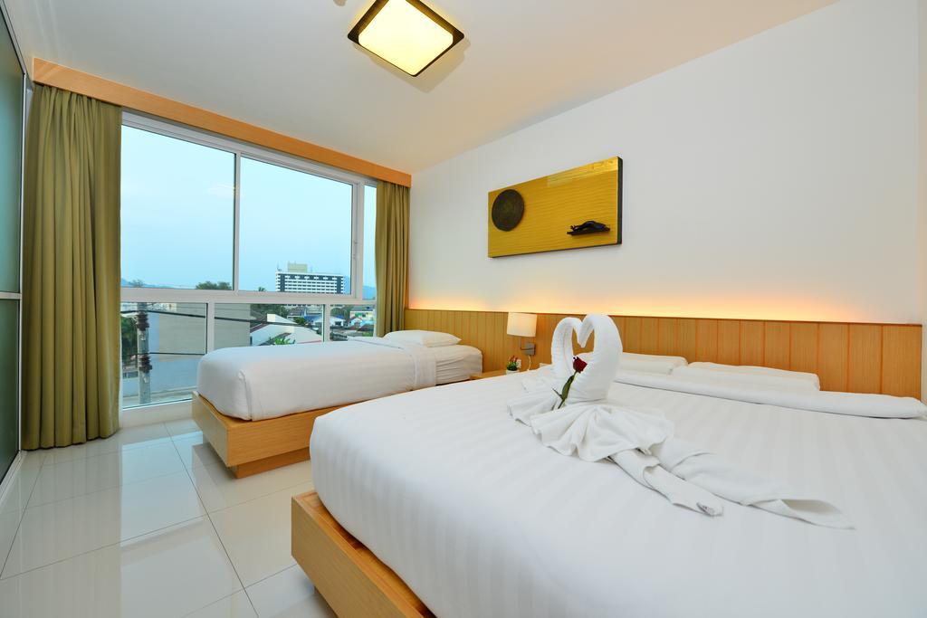 Modern Thai Suites 푸껫 외부 사진