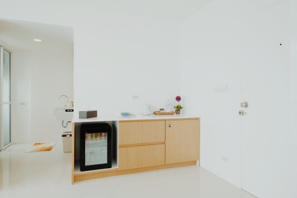 Modern Thai Suites 푸껫 외부 사진